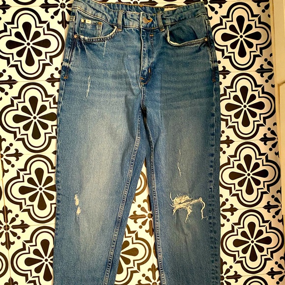 Esprit Mom fit jeans, size 29, ridged denim, these fit smaller. - Picture 1 of 8